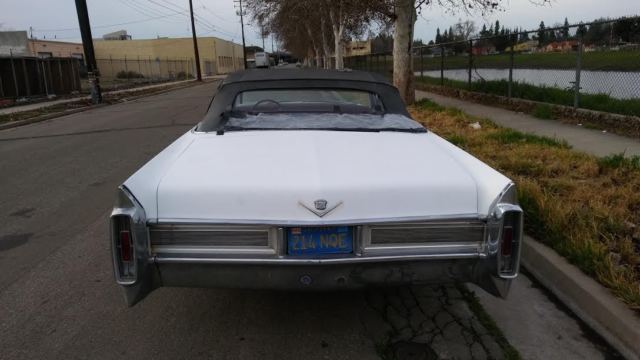 1965 Cadillac DeVille CONVERTIBLE - photo 4