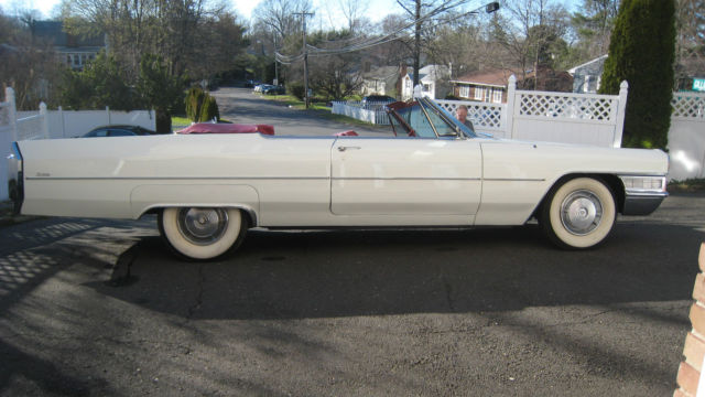 1965 Cadillac DeVille - photo 2