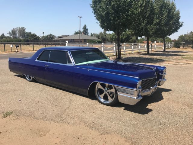 1965 Cadillac DeVille Custom Show Car, Air Ride, Fully restored 1965 Cadillac DeVille coupe deville