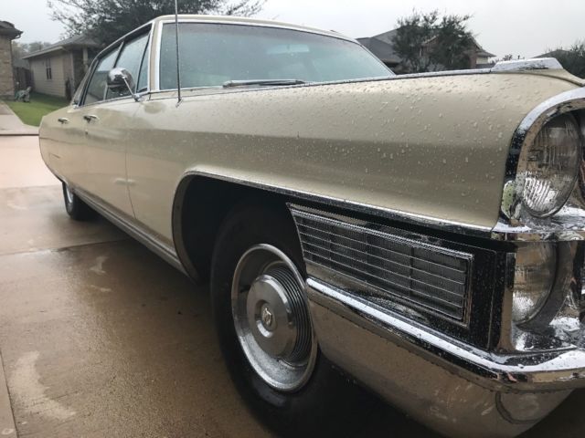 1965 Cadillac Fleetwood Brougham