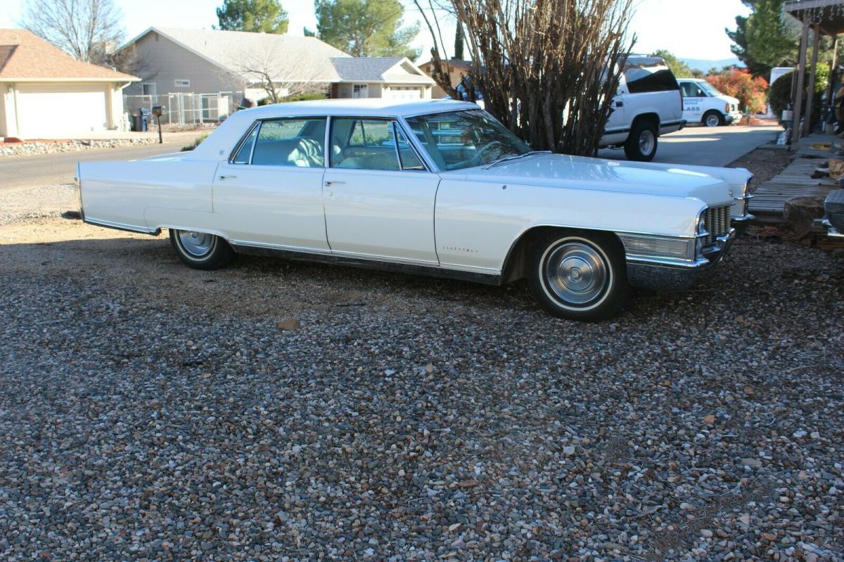 1965 Cadillac Fleetwood 60 Special Garage find Arizona Car NO RUST LOW MILES 1965 Cadillac Fleetwood