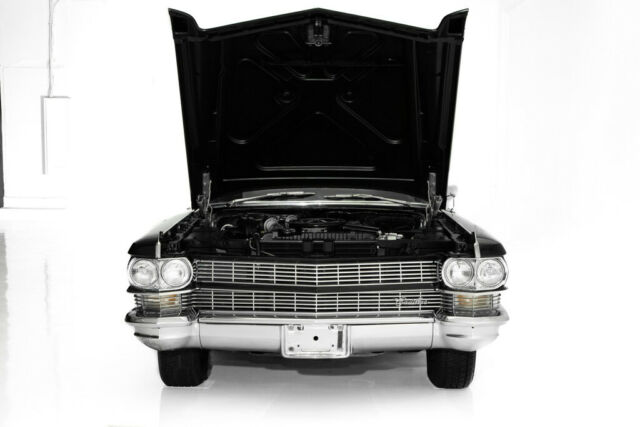 1965 Cadillac Fleetwood 75 Series Limo, Black 429 - photo 3