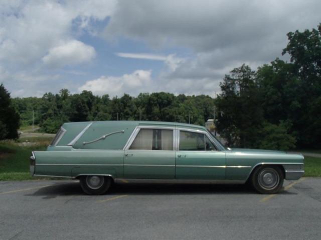 1965 Cadillac Fleetwood Ambulance - photo 9