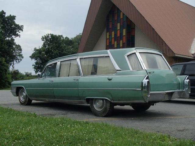 1965 Cadillac Fleetwood Hearse - photo 9