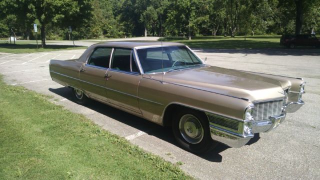1965 Cadillac DeVille - photo 2