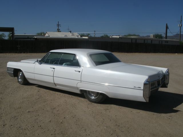 1965 Cadillac DeVille 4 door hardtop - photo 2
