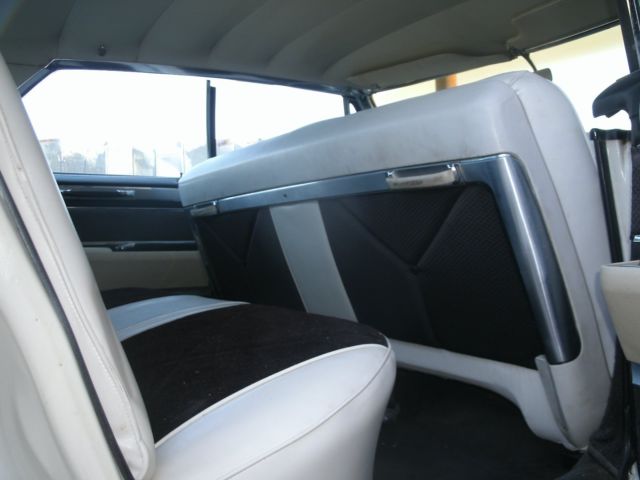 1965 Cadillac DeVille 4 door hardtop - photo 7