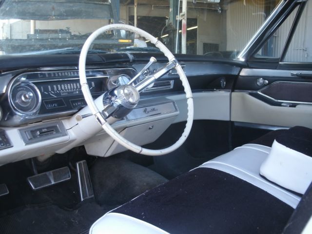 1965 Cadillac DeVille 4 door hardtop - photo 9