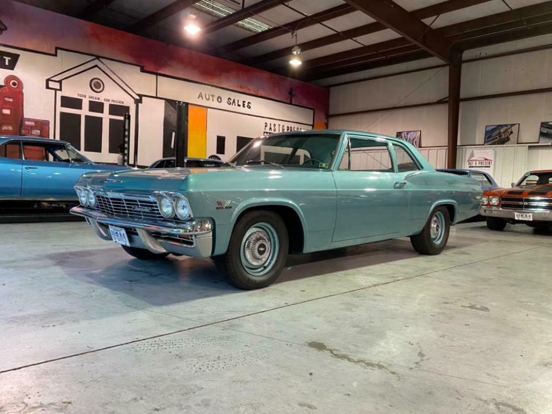 1965 Chevrolet Biscayne 427 Big Block - photo 3