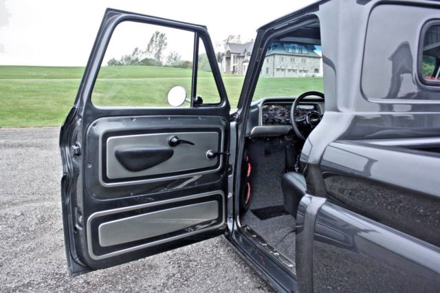 1965 Chevrolet C-10 Custom Truck - photo 10