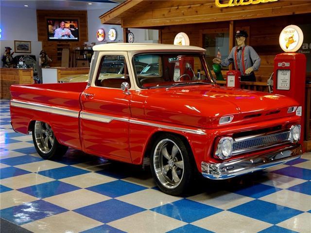1965 Chevrolet C10 Big Window 383 cui / 700R4 Automatic - photo 9