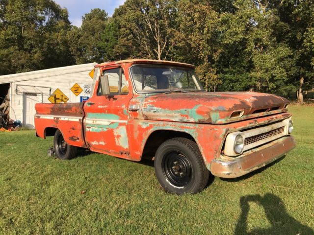 1965 Chevrolet C-10 Deluxe / Custom Cab - photo 2