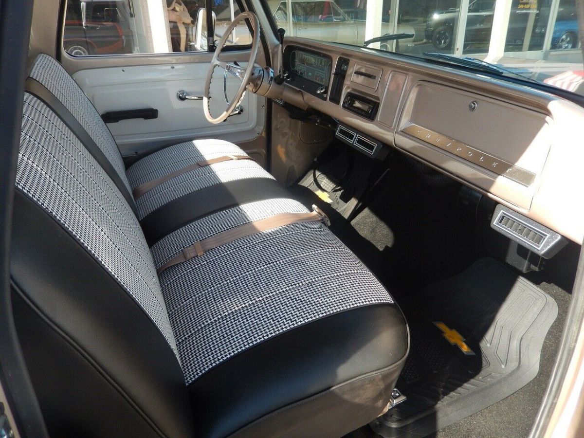 1965 Chevrolet C-10 - photo 13
