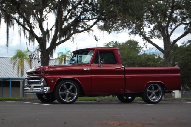 1965 Chevrolet C10 Pickup Rare BIG WINDOW 1/2 ton Fleetside 355 crate PS PDB 350 1965 Chevrolet C-10