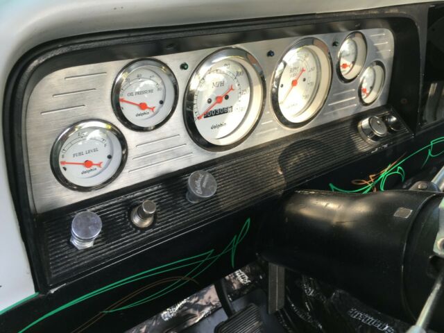 1965 Chevrolet C-10 Custom - photo 10