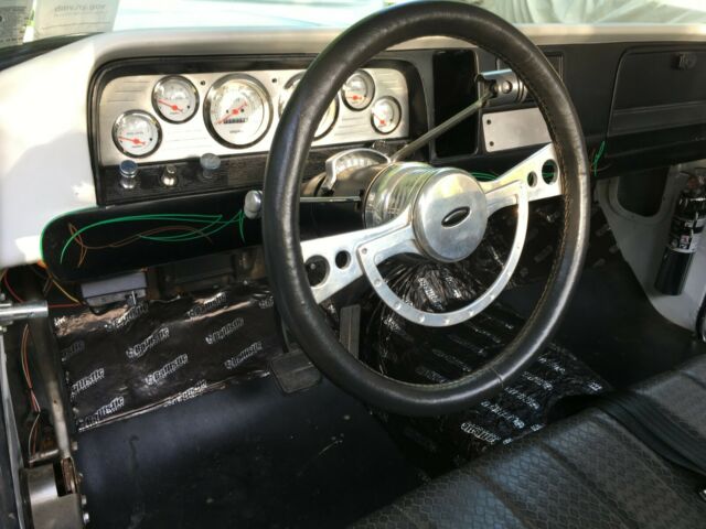 1965 Chevrolet C-10 Custom - photo 12