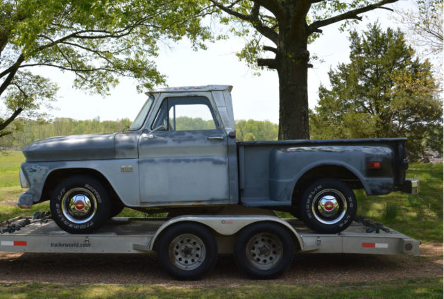 1965 CHEVROLET C10 SWB CUSTOM CAB PICKUP TRUCK W/BIG BACK WINDOW-283CI V8 1965 Chevrolet C-10 SWB CUSTOM CAB W/BIG BACK WINDOW