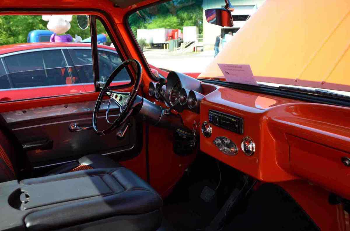 1965 Chevrolet C10/K10 Custom - photo 8