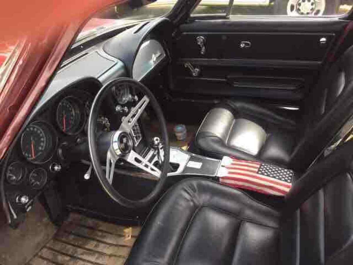 1965 Chevrolet Corvette 327 - photo 11