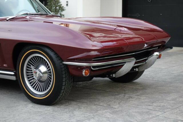 1965 Chevrolet Corvette Sting Ray - photo 3