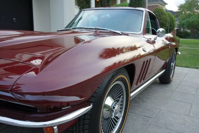 1965 Chevrolet Corvette Sting Ray - photo 9