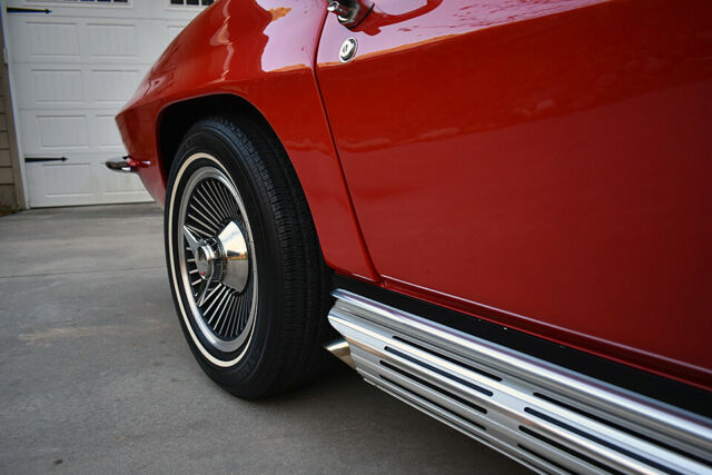 1965 Chevrolet Corvette - photo 10