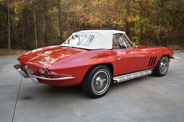 1965 Chevrolet Corvette - photo 6