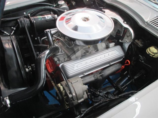 1965 Chevrolet Corvette - photo 4
