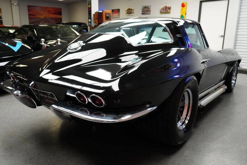 1965 Chevrolet Corvette - photo 11