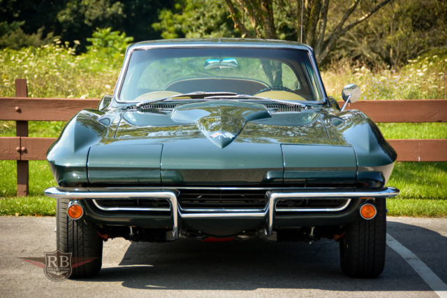1965 Chevrolet Corvette - photo 3