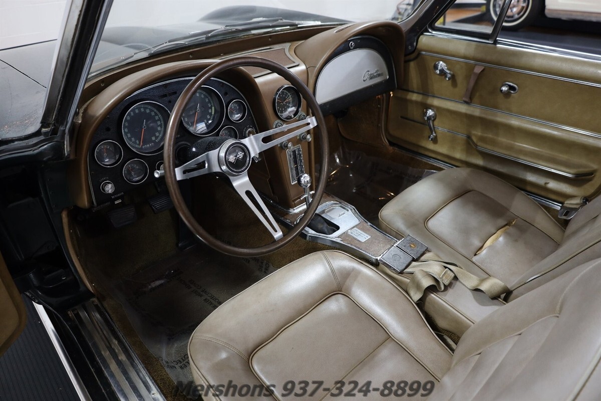 1965 Corvette - photo 11