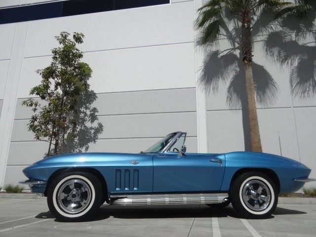 1965 Chevrolet Corvette -- - photo 3