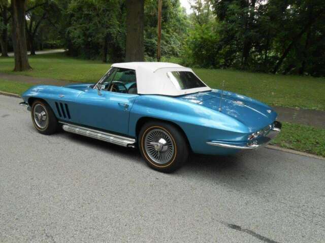 1965 Chevrolet Corvette -- - photo 6