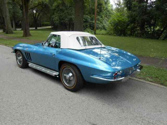 1965 Chevrolet Corvette -- - photo 7