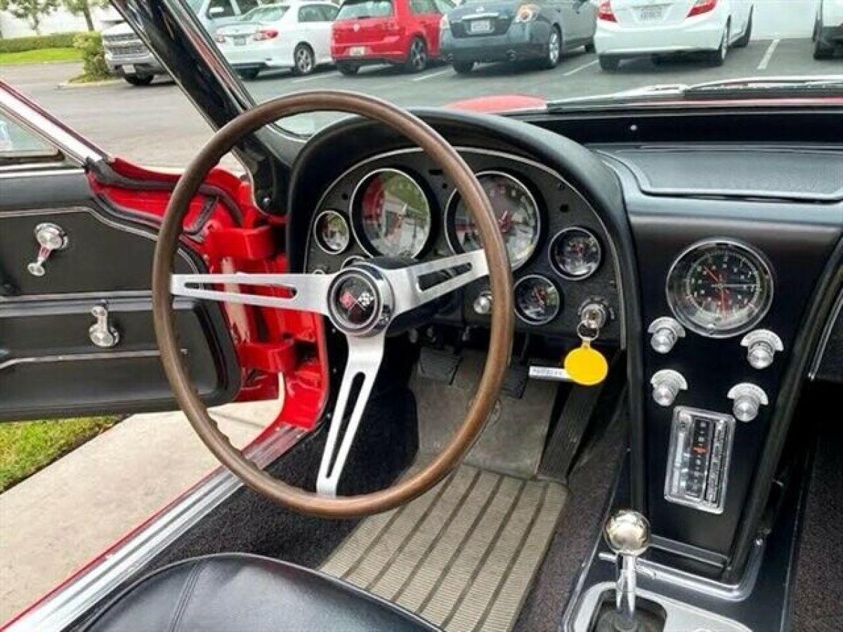 1965 Chevrolet Corvette black - photo 11