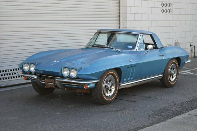 1965 Chevrolet Corvette -- - photo 2