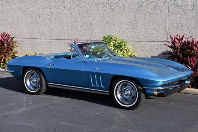 1965 Chevrolet Corvette Convertible - photo 6