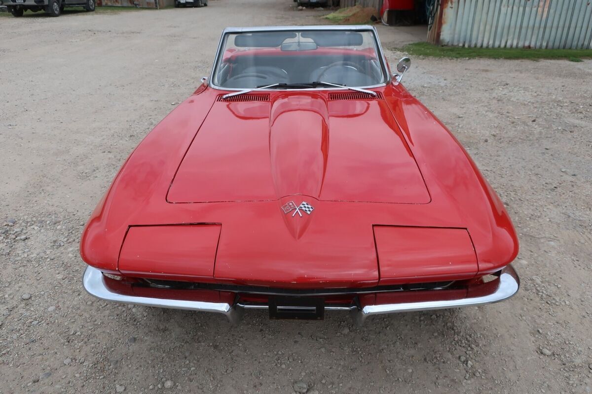 1965 Chevrolet Corvette - photo 9