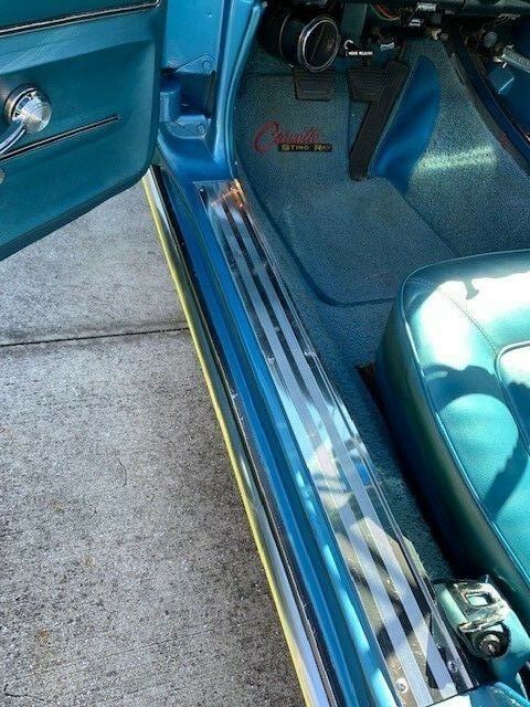 1965 Chevrolet Corvette - photo 12