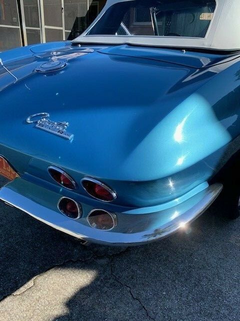 1965 Chevrolet Corvette - photo 4