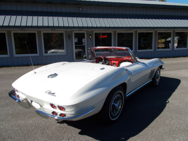 1965 Chevrolet Corvette Convertible - photo 7