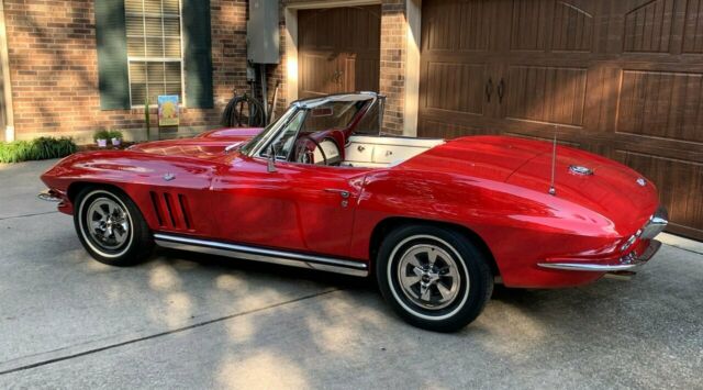 1965 Chevrolet Corvette Convertible 4-Speed with Air - photo 4