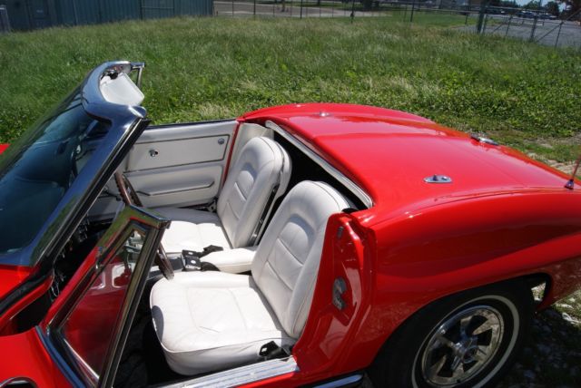 1965 Chevrolet Corvette - photo 11