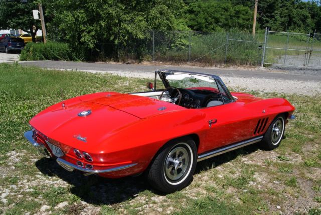 1965 Chevrolet Corvette - photo 4