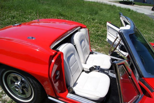 1965 Chevrolet Corvette - photo 12