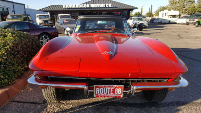 1965 Chevrolet Corvette CONVERTIBLE - photo 3