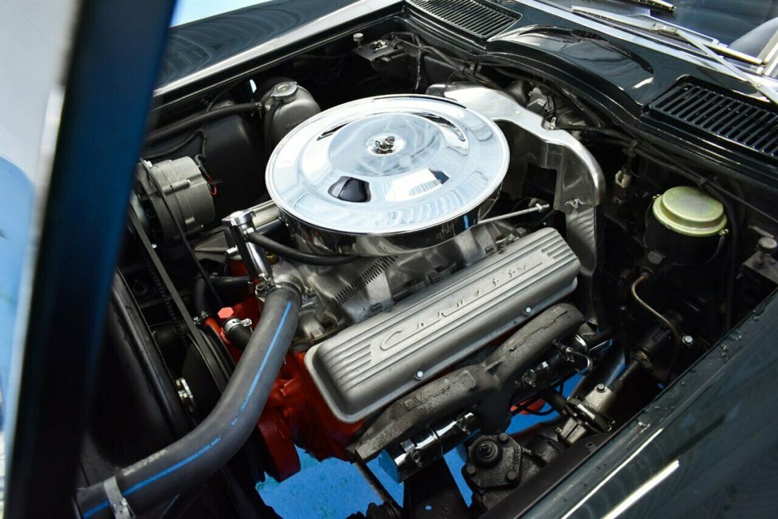 1965 Chevrolet Corvette - photo 3