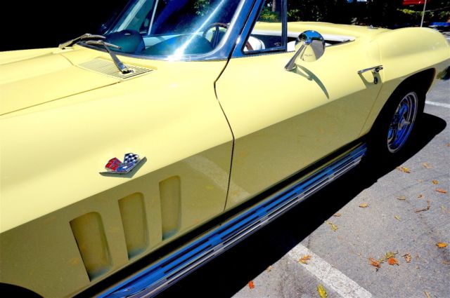 1965 Chevrolet Corvette - photo 12