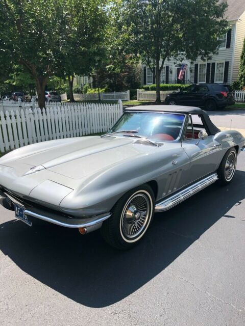 1965 Chevrolet Corvette - photo 5