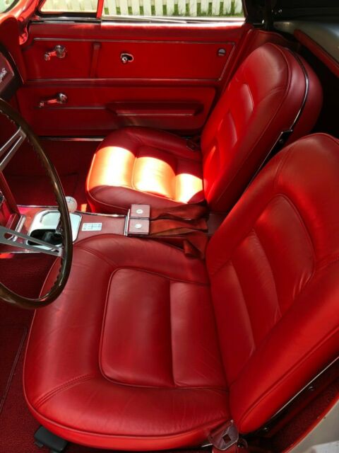 1965 Chevrolet Corvette - photo 9